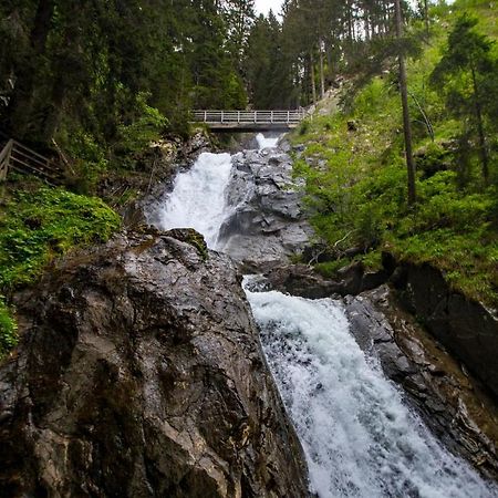 Camping Bella Austria Sankt Peter am Kammersberg المظهر الخارجي الصورة