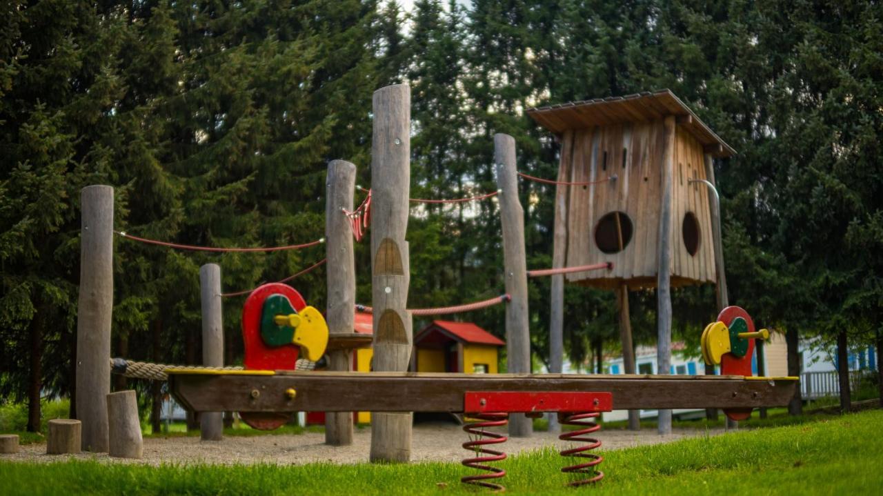 Camping Bella Austria Sankt Peter am Kammersberg المظهر الخارجي الصورة