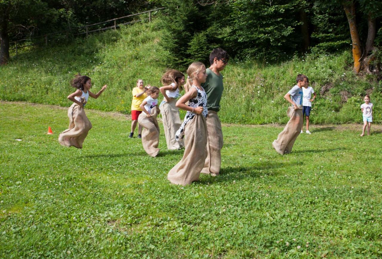 Camping Bella Austria Sankt Peter am Kammersberg المظهر الخارجي الصورة