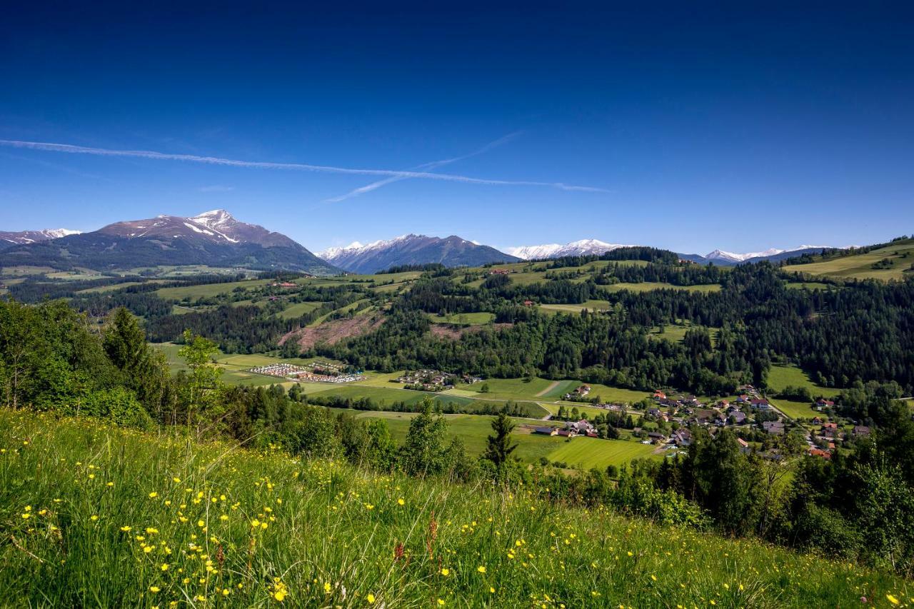 Camping Bella Austria Sankt Peter am Kammersberg المظهر الخارجي الصورة